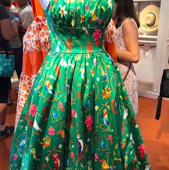 business casual examples